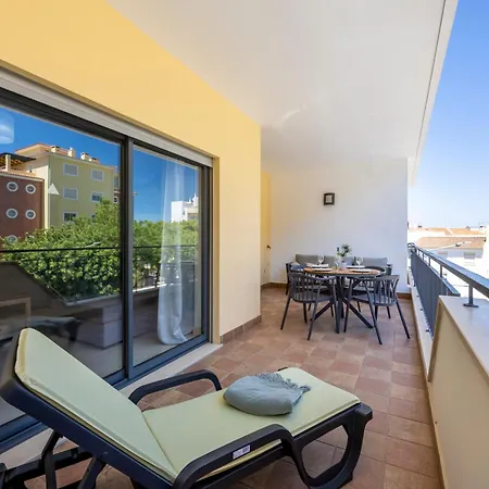 Senhora Da Apartamento