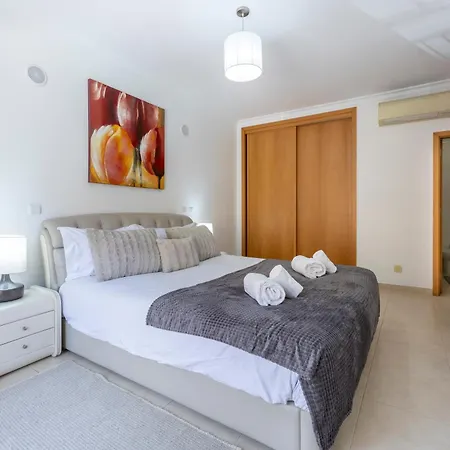 Apartment Senhora Da